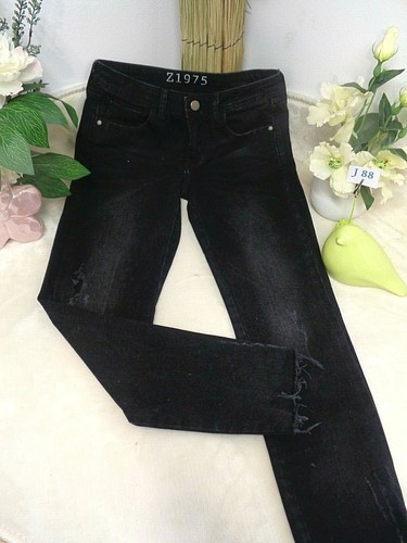 Vêtement occasion femme - ,