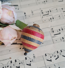 ANCIENNE TOUPIE EN BOIS JOUET