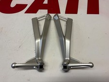 Ducati rear pillion passenger steps 848 1098 1198 incl bolts 82411251A 82411241A