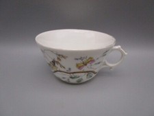 Tasse a thé ancienne en