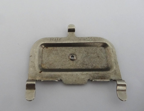Plaque couvre griffes pfaff - plaque,