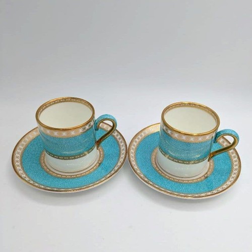 Lot tasses et - de, 2