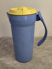 Pichet Tupperware Isotherme  1.1 litre Bleu et Jaune  Poignée Amovible 