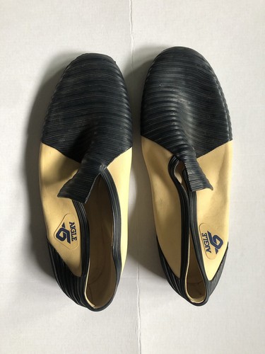 Chaussures plage aigle galets - plage,