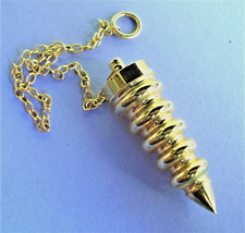 W632 / BEAUTIFUL GOLD METAL DOWSING CLOCK