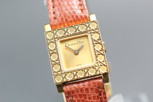 Presque comme neuve - [], montre