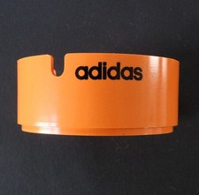 ADIDAS 1 cendrier modèle
