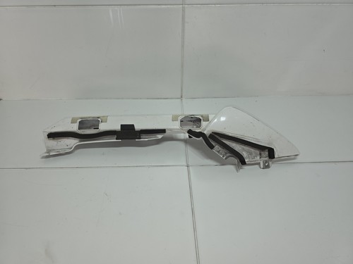 Flanc arriere droit yamaha - arriere,