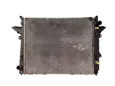 Radiator Water Cooler For LAND ROVER DISCOVERY III L319 2.7 7H228T000BA PCC500060