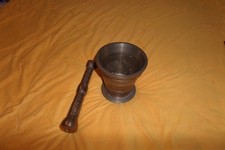 GRAND MORTIER ET PILON EN