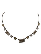 DANISH DESIGN Colliers ras du