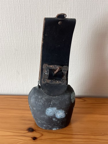 Ancienne cloche vache et - ancienne,