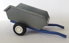 BROUETTE GRISE ET BLEUE CENTRE