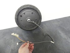 Roue avant complète pour