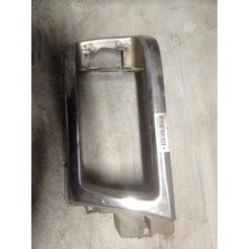 GRILLE GAUCHE CAPOT MAZDA