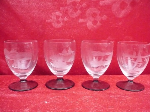 Vieux verres sherry motif - verres, À