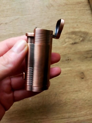 Briquet tempête - briquet,