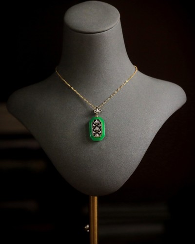 Collier pendentif yggdrasil - collier,