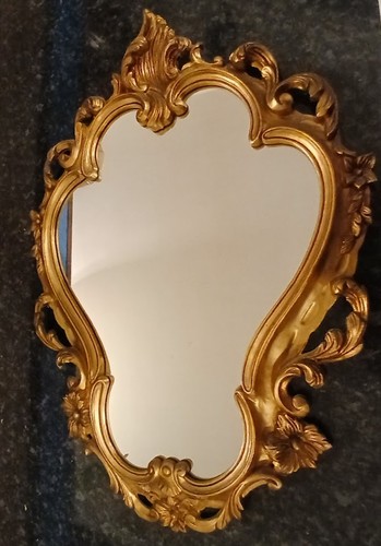 Joli miroir mural - , style