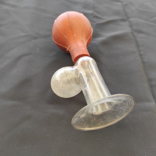Tire lait ancien verre - lait,