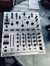 Table De Mixage Behrenger