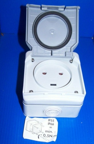 Prise étanche plexo amp - 20,