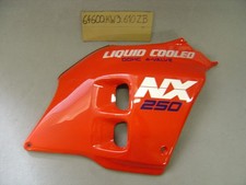 Flanc de carenage droit de