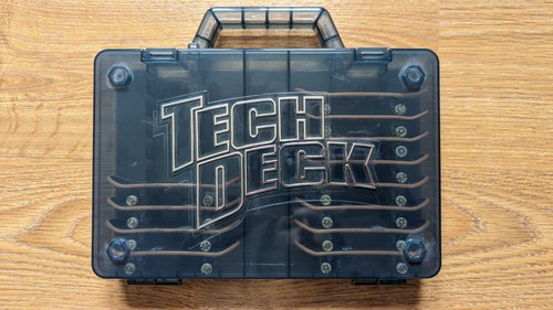 Finger skate tech - finger, blind