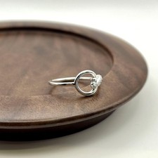 1965210 Bague motif cercle et noeud orné d'oxydes T56 argent 925 Millième (22 c