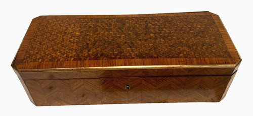 Boite gant loupe de thuya - a, en