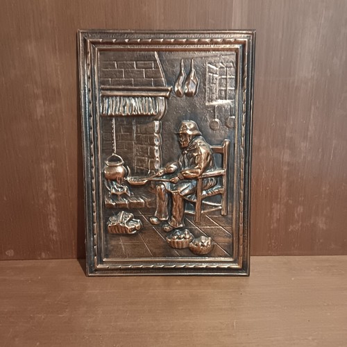 Bas relief mural - ancien, en