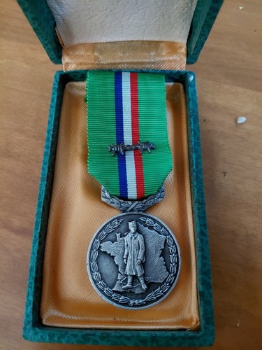 Médaille prisonnier guerre - médaille,