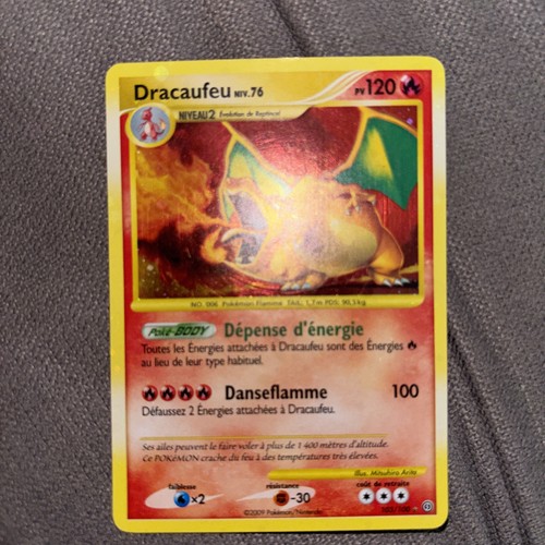 Carte pokémon dracaufeu - pokémon,