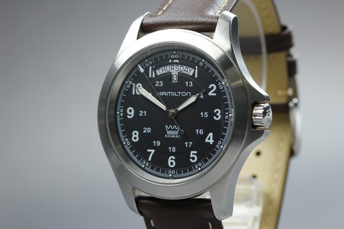 Presque comme neuve montre - neuve],