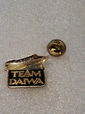 TEAM DAIWA Pin's.  Fishing fishermen rod, reels .. P20