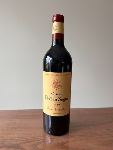 Château phélan ségur 2010 - château,