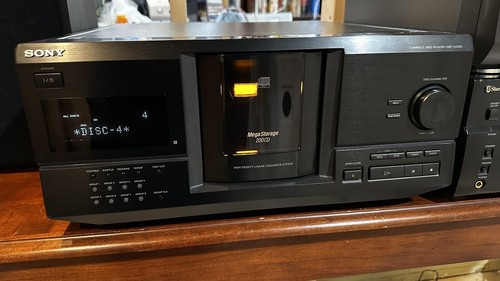 Sony compact disk player - disk,