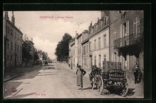 Old postcard Lunéville, Avenue Voltaire 