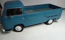 SCHUCO 1/18 COMBI VOLKSWAGEN