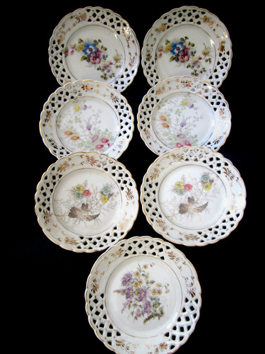 Anciennes assiettes ajourées
