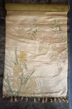 Ancien rideau de soie peinte