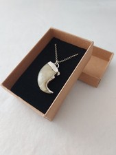 1 Pendant / Feline Claw - 925 Silver Chain - Wild & Handcrafted Coin