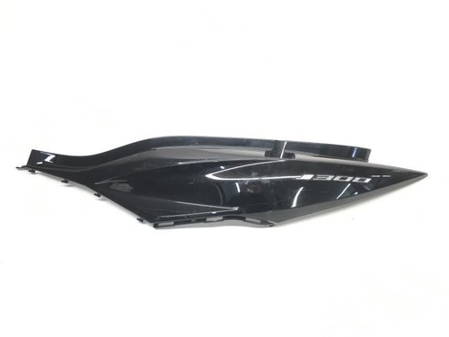 Cache carenage coque arriere