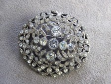 BEAUTIFUL ANTIQUE BROOCH, rhinestone. 2.