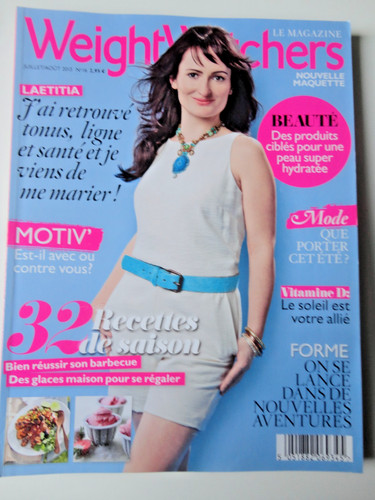 Revue magazine weight - ",