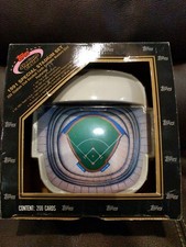 1991 Topps Special Stadium Club Baseball 200 Card Set Skydome Display