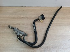 UN MAITRE CYLINDRE DE FREIN