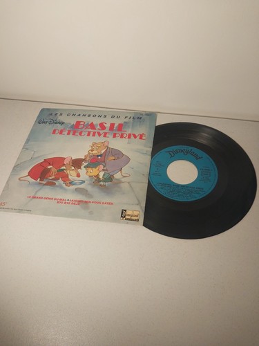 Walt disney basil - –,