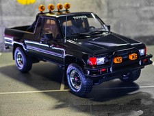Toyota Hilux SR5 Black (1985)