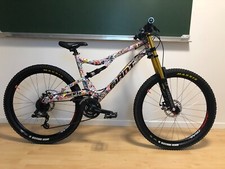 VTT type DH unique au monde au